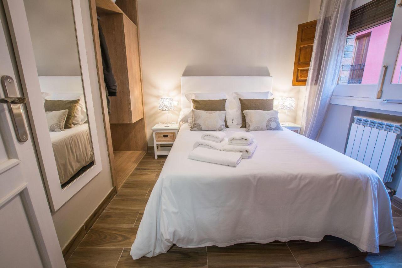 Ibericabeds Plaza Nueva Suite 21 Granada Luaran gambar